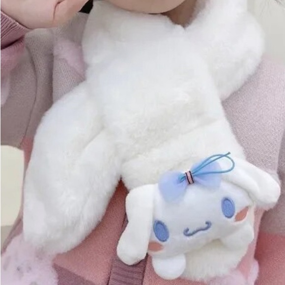 ADORABLE 💜 PLUSH 🩷 SANRIO SCARFS 🩵 - Picture 3 of 3